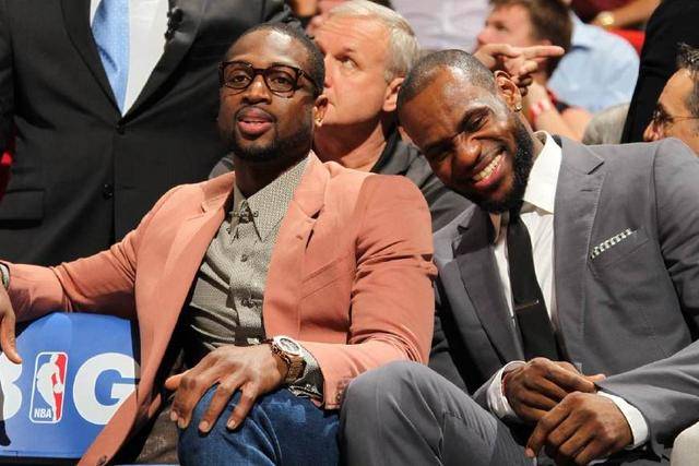 迈阿密3-1温哥华成功夺冠！梅西击败苦主穆勒，收获生涯第47冠（迈阿密3-1击退温哥华捧杯，梅西力克宿敌穆勒收获生涯第47冠）