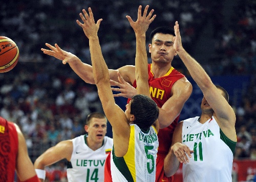 马刺主帅谈文班复出：预计他会被早早换下，不按正常时间打（马刺主帅谈文班复出：出场时间将受限，预计会提前下场）