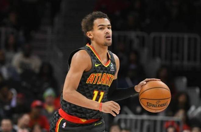 每体：莱万希望留在巴萨，并重新获得因费兰崛起而失去的主力位置（每体：莱万愿留巴萨，力争夺回被费兰崛起抢走的主力位置）