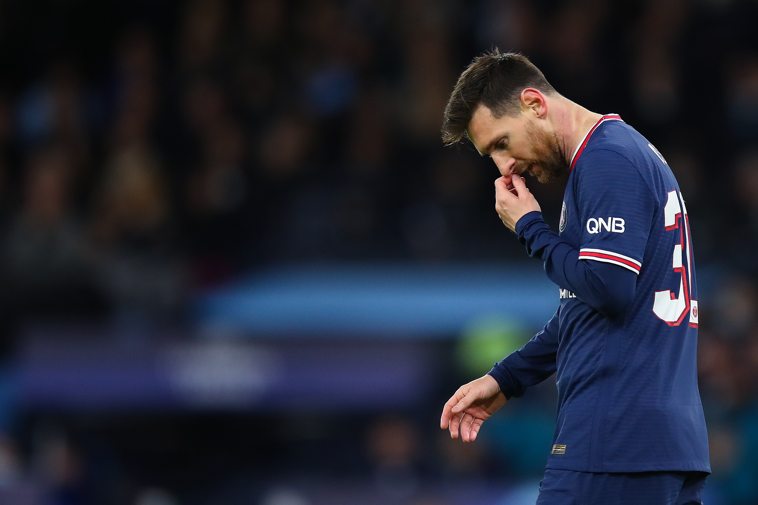 特里：因训练强度大，当年德布劳内、萨拉赫都未能立足切尔西（特里：因训练强度过高，德布劳内和萨拉赫当年难在切尔西立足）