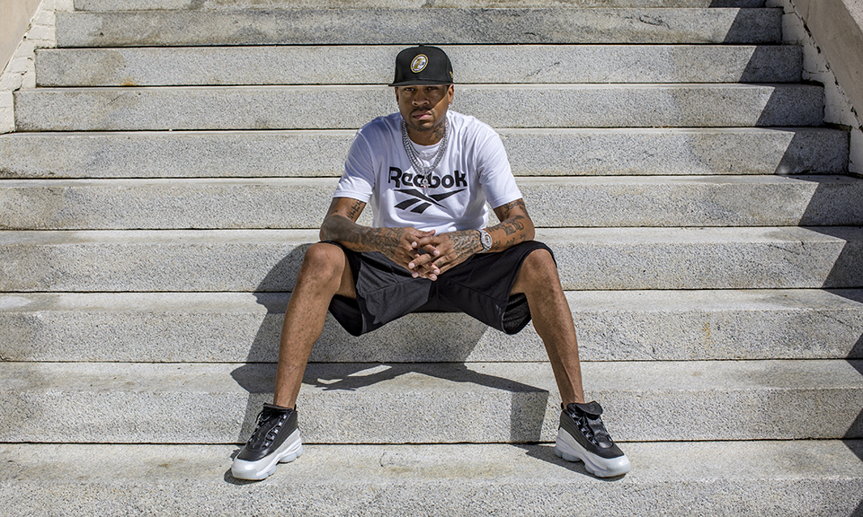 西海岸总经理：杨智、刘健、毛雷尔等人将跟随邵佳一加入国足（西海岸总经理称：杨智、刘健、毛雷尔等将随邵佳一加盟国足）