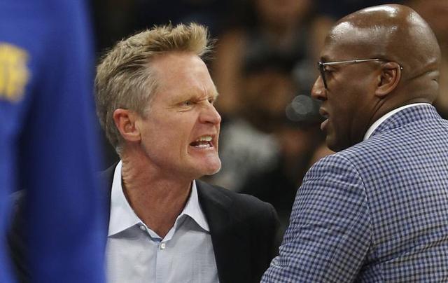 节俭！亚当斯：选秀前我尽可能多试训 因为可以收集各队的装备（亚当斯笑言节俭：选前拼命试训只为收集各队装备）