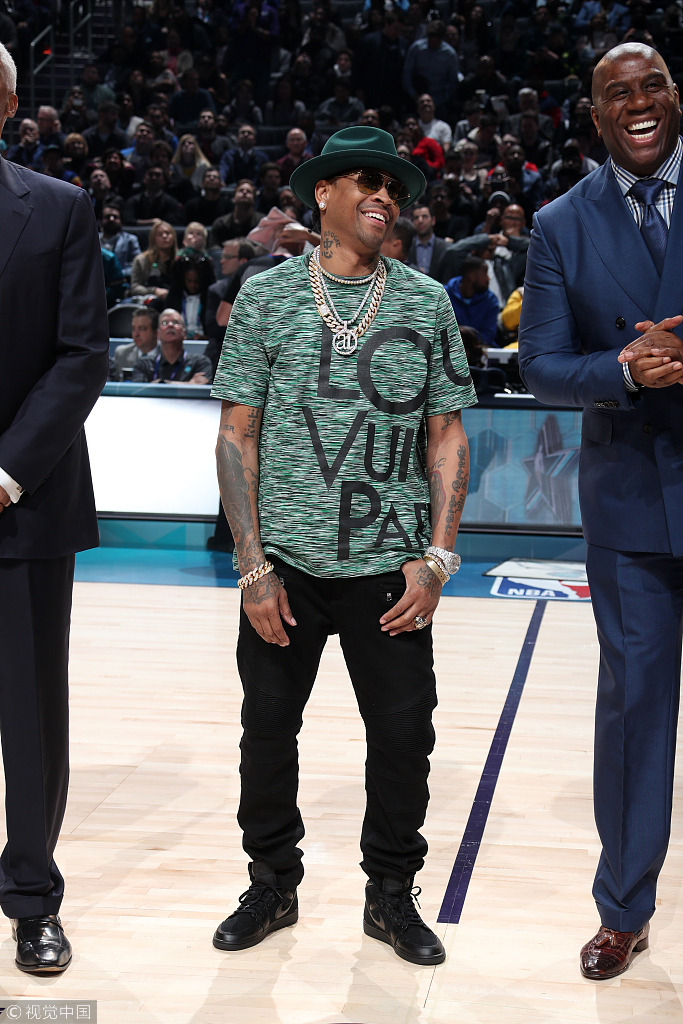 法媒：让热亚尔与巴黎的合同明夏到期，法兰克福等队对他有意（法媒：让热亚尔与巴黎合约明夏到期，法兰克福等队有意引进）