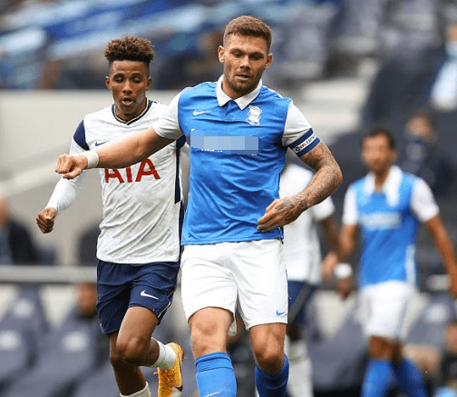 施洛特贝克：当灯光亮起、多特的主场沸腾时，我们很难被击败（施洛特贝克：灯光点亮、主场沸腾之时，多特几乎无人可挡）