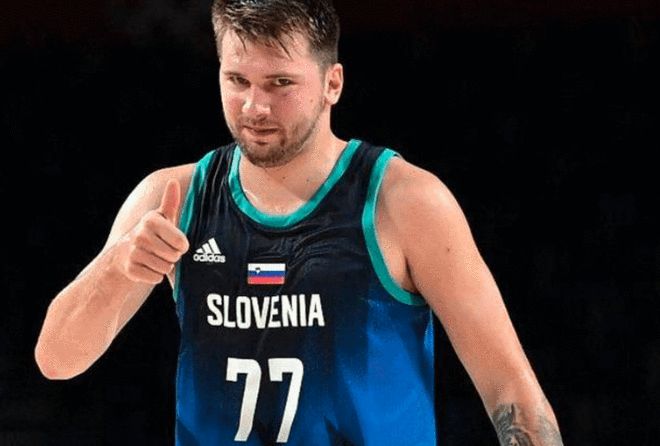 鲁媒：山东泰山开出的续约条件对瓦科而言仍具备极高的吸引力（鲁媒：泰山队为瓦科提供的续约条件依然极具吸引力）