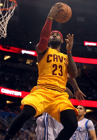 12月16日NBA看点：火掘强强对话，快船欲一扫阴霾终结连败（12月16日NBA看点：火箭掘金强强交锋，快船欲重振旗鼓结束连败）