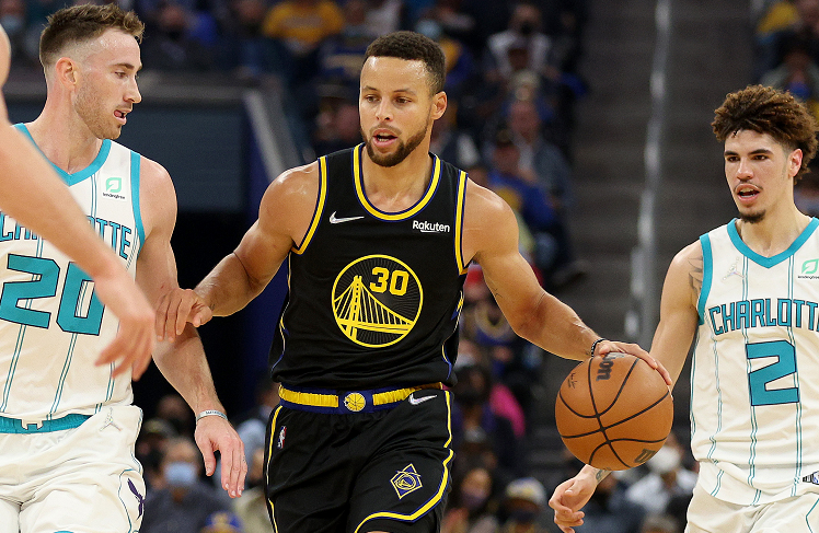 炸锅了！皇马挖萨拉赫放猛料：用巴西国脚做交换！（重磅爆料：皇马追逐萨拉赫，或以巴西国脚作为交换筹码）