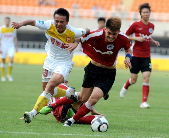 队报：里昂租借恩德里克谈判进展顺利，丰塞卡已与球员通电话（队报：里昂就恩德里克租借案推进顺利，丰塞卡已与球员电话沟通）